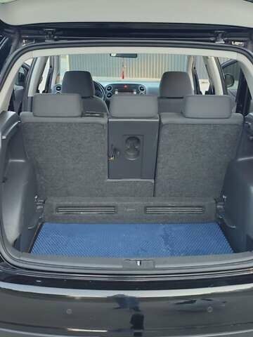 Черный Фольксваген Гольф Плюс, объемом двигателя 2 л и пробегом 250 тыс. км за 6700 $, фото 17 на Automoto.ua