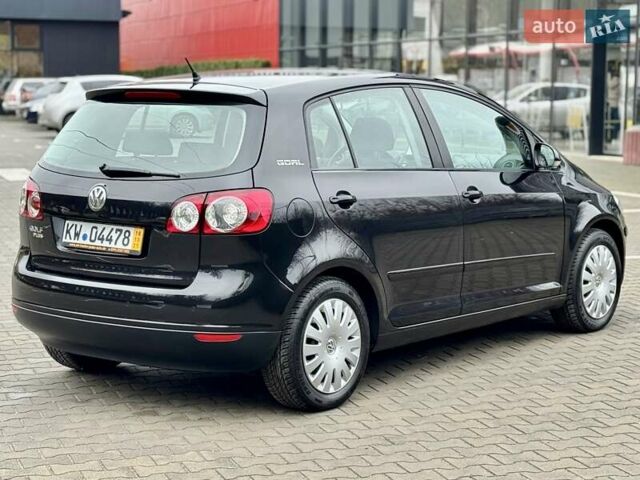 Черный Фольксваген Гольф Плюс, объемом двигателя 1.6 л и пробегом 130 тыс. км за 6200 $, фото 13 на Automoto.ua