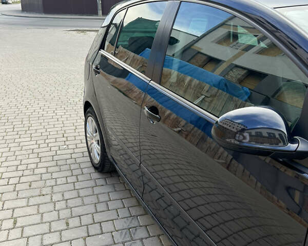 Черный Фольксваген Гольф Плюс, объемом двигателя 1.6 л и пробегом 240 тыс. км за 6800 $, фото 3 на Automoto.ua