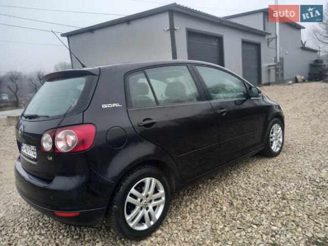 Черный Фольксваген Гольф Плюс, объемом двигателя 1.6 л и пробегом 218 тыс. км за 5250 $, фото 8 на Automoto.ua