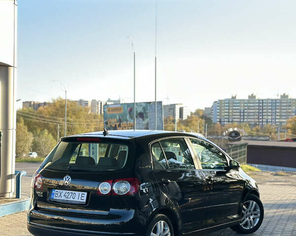 Черный Фольксваген Гольф Плюс, объемом двигателя 1.4 л и пробегом 218 тыс. км за 5650 $, фото 5 на Automoto.ua