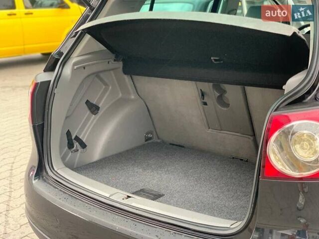 Черный Фольксваген Гольф Плюс, объемом двигателя 1.4 л и пробегом 186 тыс. км за 7200 $, фото 11 на Automoto.ua