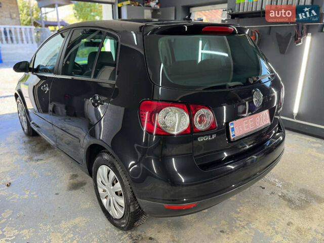 Черный Фольксваген Гольф Плюс, объемом двигателя 1.6 л и пробегом 207 тыс. км за 5299 $, фото 9 на Automoto.ua