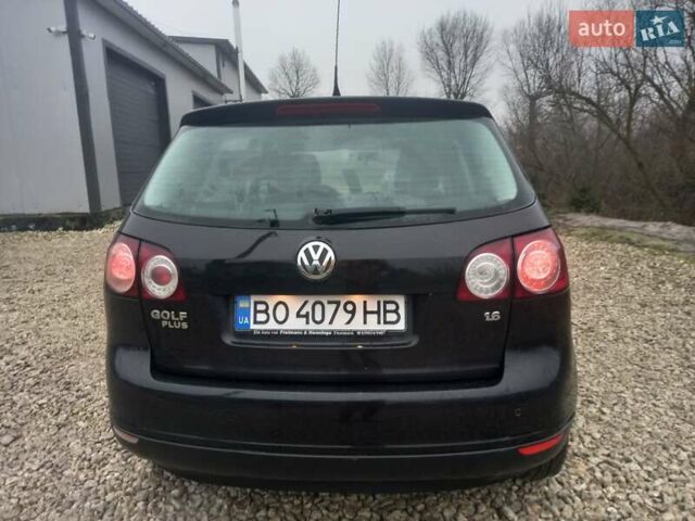 Черный Фольксваген Гольф Плюс, объемом двигателя 1.6 л и пробегом 218 тыс. км за 5250 $, фото 9 на Automoto.ua