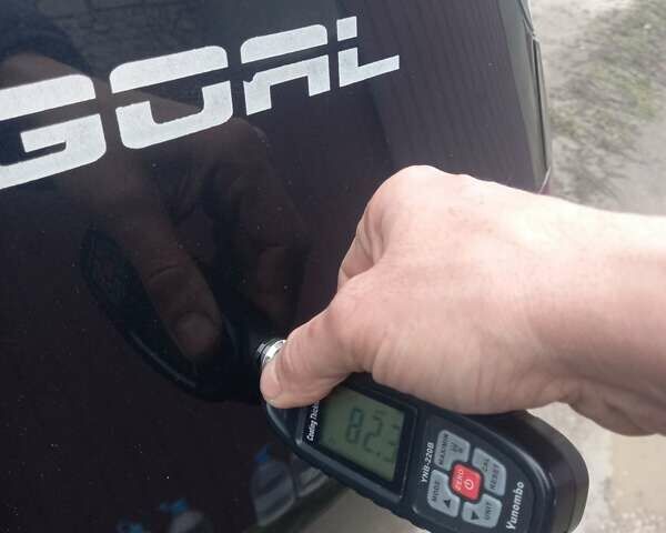 Черный Фольксваген Гольф Плюс, объемом двигателя 1.6 л и пробегом 218 тыс. км за 5250 $, фото 60 на Automoto.ua