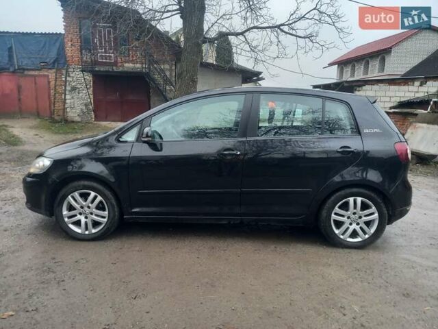 Черный Фольксваген Гольф Плюс, объемом двигателя 1.6 л и пробегом 218 тыс. км за 5800 $, фото 13 на Automoto.ua