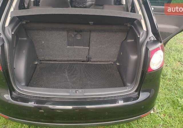 Черный Фольксваген Гольф Плюс, объемом двигателя 1.9 л и пробегом 223 тыс. км за 6200 $, фото 11 на Automoto.ua