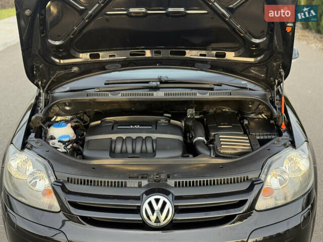 Чорний Фольксваген Golf Plus, об'ємом двигуна 1.6 л та пробігом 230 тис. км за 6200 $, фото 22 на Automoto.ua