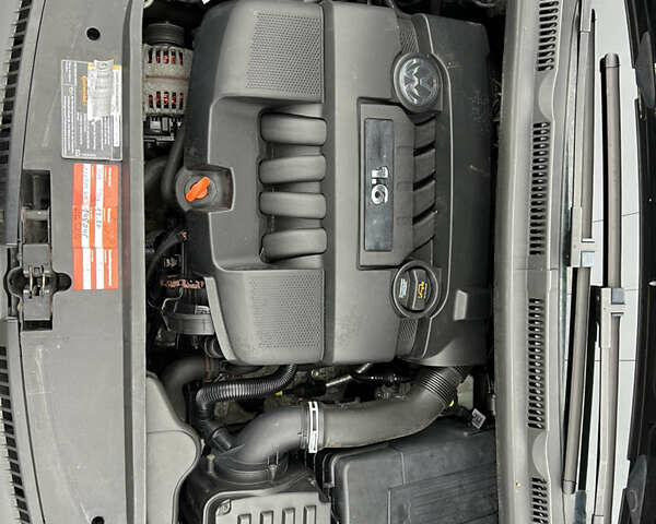 Черный Фольксваген Гольф Плюс, объемом двигателя 1.6 л и пробегом 169 тыс. км за 6999 $, фото 28 на Automoto.ua