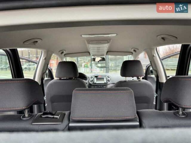 Черный Фольксваген Гольф Плюс, объемом двигателя 1.6 л и пробегом 130 тыс. км за 6200 $, фото 39 на Automoto.ua