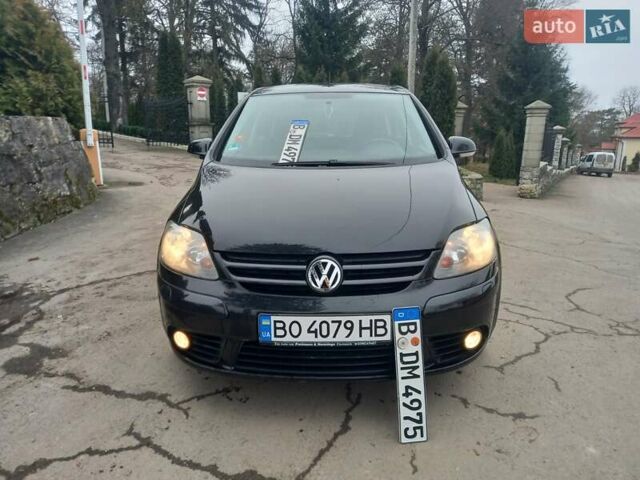 Чорний Фольксваген Golf Plus, об'ємом двигуна 1.6 л та пробігом 218 тис. км за 4999 $, фото 6 на Automoto.ua