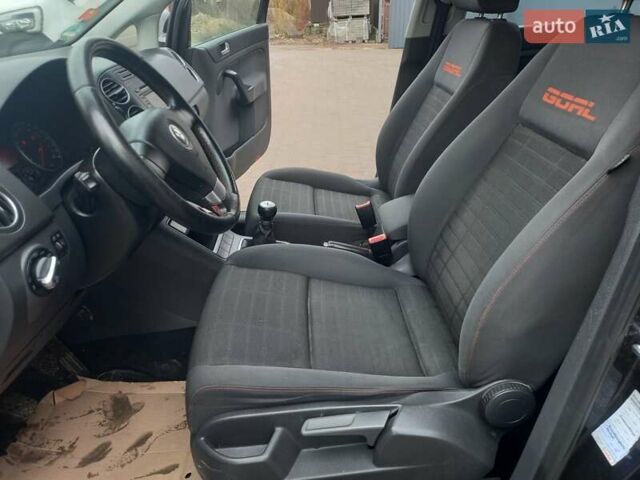 Черный Фольксваген Гольф Плюс, объемом двигателя 1.6 л и пробегом 218 тыс. км за 5250 $, фото 66 на Automoto.ua