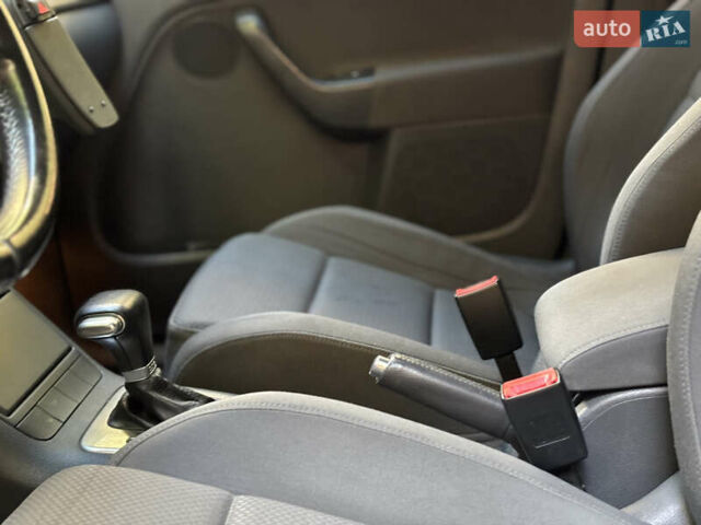 Чорний Фольксваген Golf Plus, об'ємом двигуна 2 л та пробігом 244 тис. км за 6800 $, фото 11 на Automoto.ua