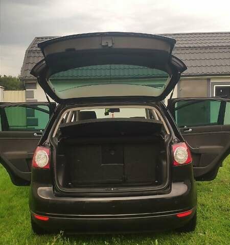 Черный Фольксваген Гольф Плюс, объемом двигателя 1.9 л и пробегом 223 тыс. км за 6200 $, фото 6 на Automoto.ua