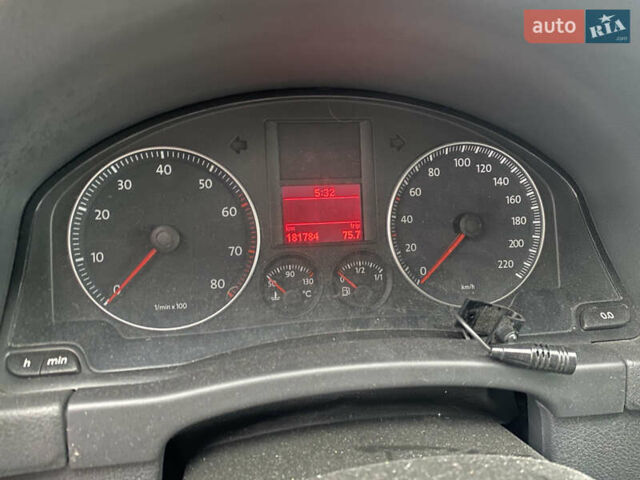 Чорний Фольксваген Golf Plus, об'ємом двигуна 1.4 л та пробігом 181 тис. км за 5750 $, фото 8 на Automoto.ua