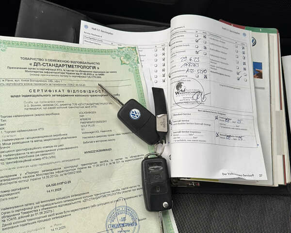 Черный Фольксваген Гольф Плюс, объемом двигателя 1.6 л и пробегом 187 тыс. км за 6150 $, фото 23 на Automoto.ua