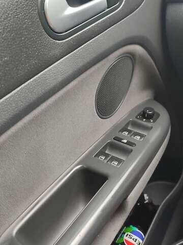 Черный Фольксваген Гольф Плюс, объемом двигателя 2 л и пробегом 250 тыс. км за 6700 $, фото 21 на Automoto.ua