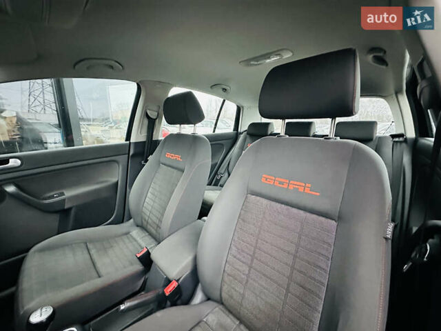 Чорний Фольксваген Golf Plus, об'ємом двигуна 1.6 л та пробігом 245 тис. км за 6200 $, фото 16 на Automoto.ua