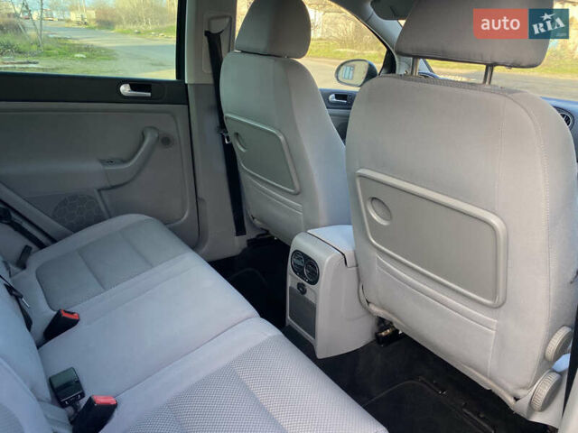 Черный Фольксваген Гольф Плюс, объемом двигателя 1.4 л и пробегом 186 тыс. км за 7200 $, фото 14 на Automoto.ua