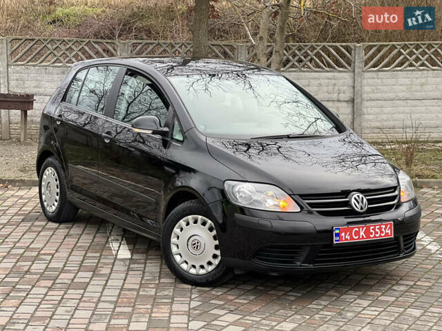 Черный Фольксваген Гольф Плюс, объемом двигателя 1.6 л и пробегом 169 тыс. км за 6999 $, фото 32 на Automoto.ua