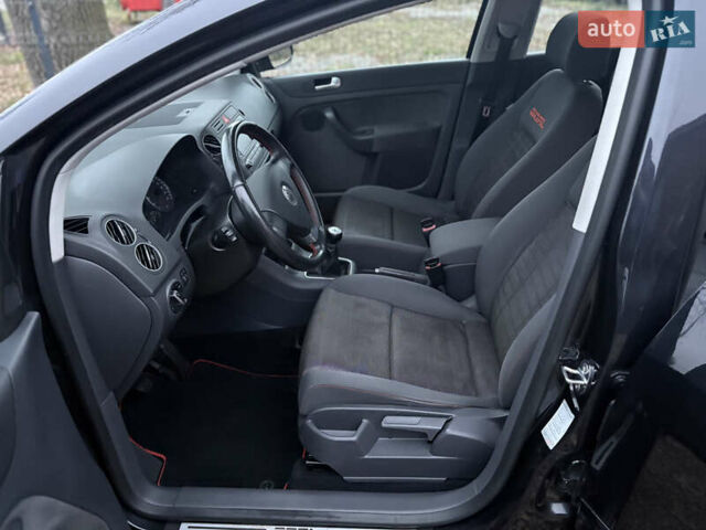 Черный Фольксваген Гольф Плюс, объемом двигателя 1.4 л и пробегом 190 тыс. км за 6200 $, фото 31 на Automoto.ua