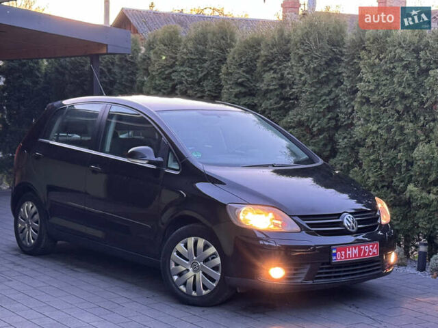 Черный Фольксваген Гольф Плюс, объемом двигателя 1.6 л и пробегом 203 тыс. км за 6300 $, фото 9 на Automoto.ua