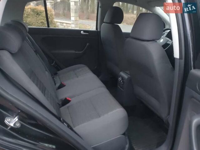 Черный Фольксваген Гольф Плюс, объемом двигателя 1.6 л и пробегом 196 тыс. км за 5650 $, фото 33 на Automoto.ua