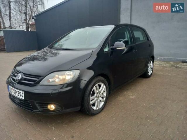 Черный Фольксваген Гольф Плюс, объемом двигателя 1.6 л и пробегом 218 тыс. км за 5800 $, фото 9 на Automoto.ua