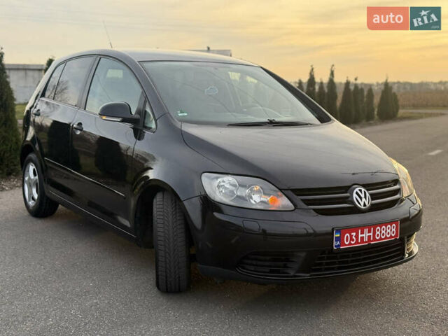 Чорний Фольксваген Golf Plus, об'ємом двигуна 1.6 л та пробігом 230 тис. км за 6200 $, фото 2 на Automoto.ua