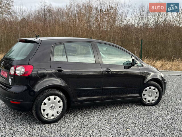 Чорний Фольксваген Golf Plus, об'ємом двигуна 1.6 л та пробігом 204 тис. км за 4850 $, фото 31 на Automoto.ua