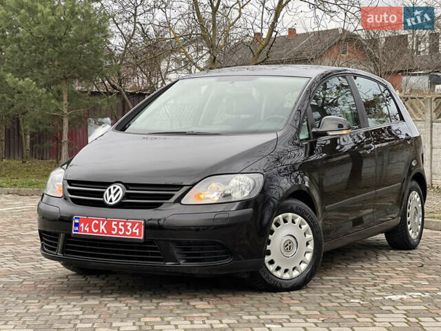 Черный Фольксваген Гольф Плюс, объемом двигателя 1.6 л и пробегом 169 тыс. км за 6999 $, фото 38 на Automoto.ua