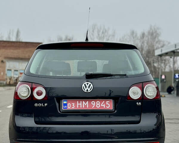Черный Фольксваген Гольф Плюс, объемом двигателя 1.6 л и пробегом 187 тыс. км за 6150 $, фото 9 на Automoto.ua