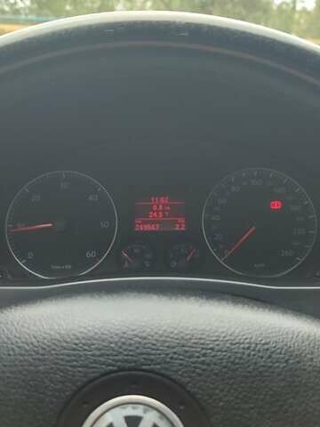 Черный Фольксваген Гольф Плюс, объемом двигателя 2 л и пробегом 250 тыс. км за 6700 $, фото 20 на Automoto.ua