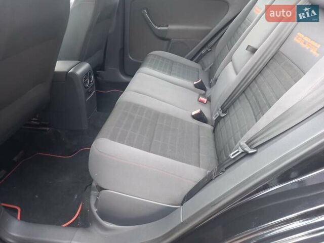 Черный Фольксваген Гольф Плюс, объемом двигателя 1.6 л и пробегом 218 тыс. км за 5250 $, фото 64 на Automoto.ua