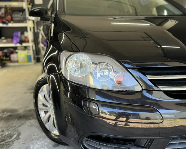 Черный Фольксваген Гольф Плюс, объемом двигателя 1.6 л и пробегом 207 тыс. км за 5299 $, фото 5 на Automoto.ua