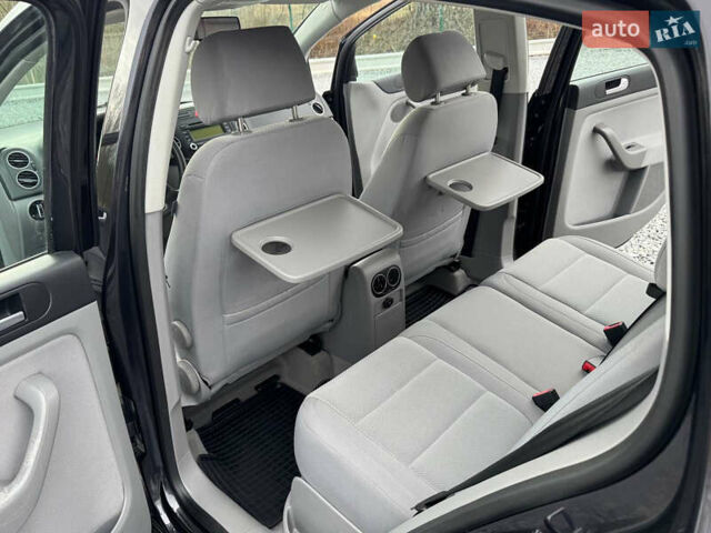 Чорний Фольксваген Golf Plus, об'ємом двигуна 1.6 л та пробігом 204 тис. км за 4850 $, фото 82 на Automoto.ua