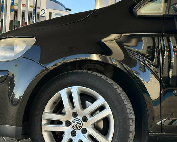 Черный Фольксваген Гольф Плюс, объемом двигателя 1.4 л и пробегом 218 тыс. км за 5650 $, фото 11 на Automoto.ua