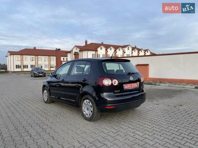Черный Фольксваген Гольф Плюс, объемом двигателя 1.6 л и пробегом 218 тыс. км за 6100 $, фото 4 на Automoto.ua