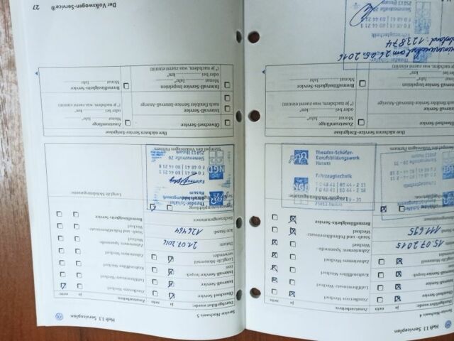 Черный Фольксваген Гольф Плюс, объемом двигателя 1.6 л и пробегом 238 тыс. км за 6100 $, фото 23 на Automoto.ua