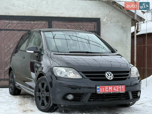 Черный Фольксваген Гольф Плюс, объемом двигателя 1.6 л и пробегом 209 тыс. км за 5650 $, фото 20 на Automoto.ua