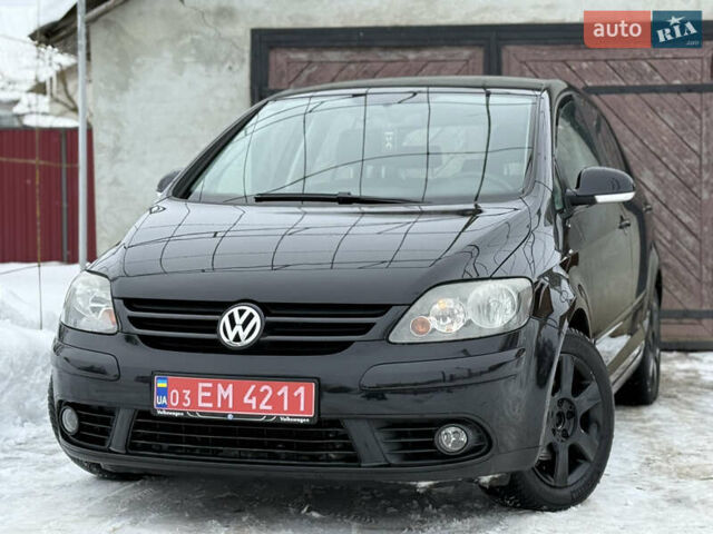 Черный Фольксваген Гольф Плюс, объемом двигателя 1.6 л и пробегом 209 тыс. км за 5650 $, фото 2 на Automoto.ua