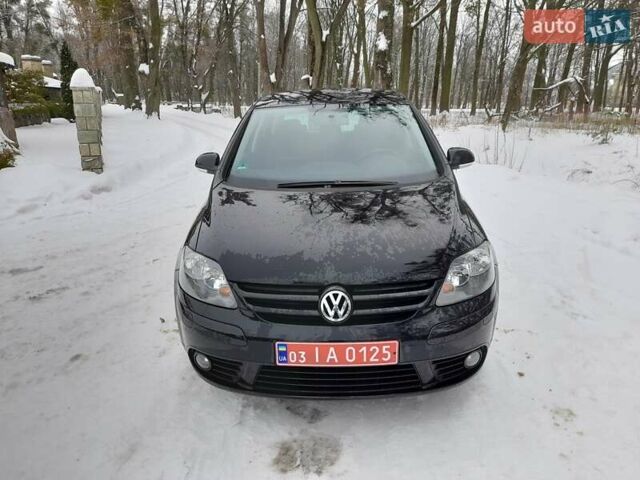 Чорний Фольксваген Golf Plus, об'ємом двигуна 1.6 л та пробігом 271 тис. км за 5550 $, фото 5 на Automoto.ua
