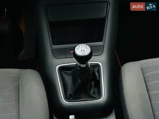 Чорний Фольксваген Golf Plus, об'ємом двигуна 1.6 л та пробігом 245 тис. км за 6200 $, фото 26 на Automoto.ua