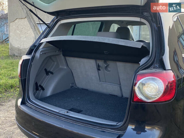 Черный Фольксваген Гольф Плюс, объемом двигателя 1.4 л и пробегом 186 тыс. км за 7200 $, фото 6 на Automoto.ua