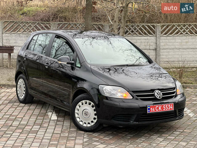 Черный Фольксваген Гольф Плюс, объемом двигателя 1.6 л и пробегом 169 тыс. км за 6999 $, фото 33 на Automoto.ua