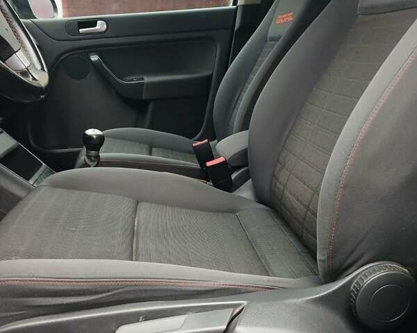 Черный Фольксваген Гольф Плюс, объемом двигателя 1.6 л и пробегом 218 тыс. км за 5250 $, фото 26 на Automoto.ua