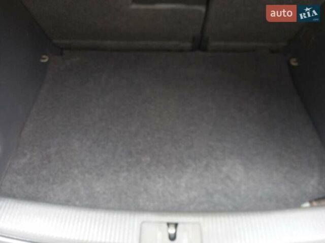 Черный Фольксваген Гольф Плюс, объемом двигателя 1.6 л и пробегом 218 тыс. км за 5250 $, фото 92 на Automoto.ua