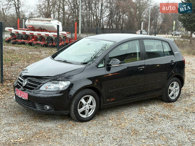 Черный Фольксваген Гольф Плюс, объемом двигателя 1.4 л и пробегом 190 тыс. км за 6200 $, фото 2 на Automoto.ua