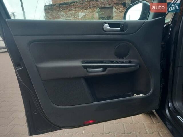 Черный Фольксваген Гольф Плюс, объемом двигателя 1.6 л и пробегом 218 тыс. км за 5250 $, фото 63 на Automoto.ua