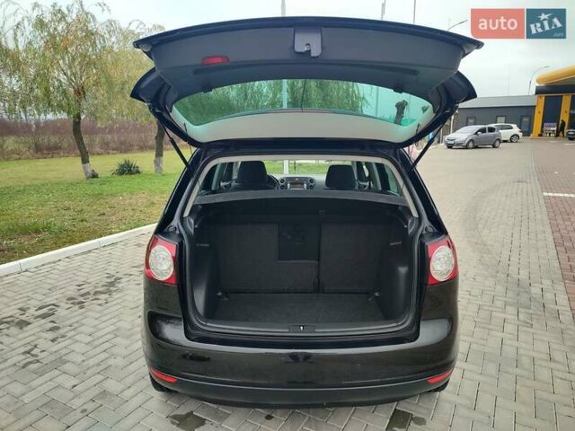 Черный Фольксваген Гольф Плюс, объемом двигателя 1.4 л и пробегом 129 тыс. км за 6499 $, фото 35 на Automoto.ua